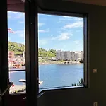 דירה Wow! Fjord View - Designer Apartment, 2 Bedrooms, Sleeps 6 People *