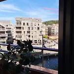 Wow! Fjord View - Designer Apartment, 2 Bedrooms, Sleeps 6 People Lägenhet *