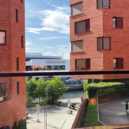 Wow! Fjord View - Designer Apartment, 2 Bedrooms, Sleeps 6 People *