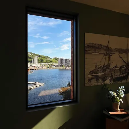 Wow! Fjord View - Designer Apartment, 2 Bedrooms, Sleeps 6 People Oslo