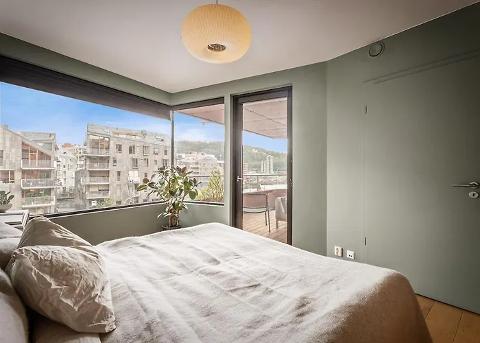 Wow! Fjord View - Designer Apartment, 2 Bedrooms, Sleeps 6 People * אוסלו